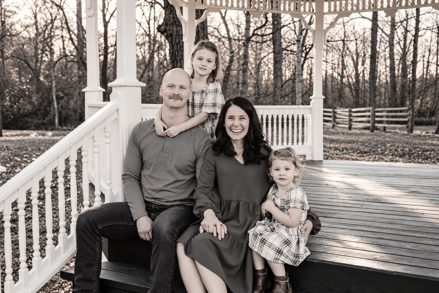 Timeless family portrait on the gazebo